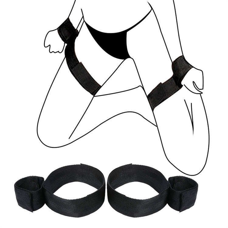 01aeb9ba49a1fb9daafc537fcd63e15c Adjustable Nylon Strap Handcuffs and Ankle - Image 1